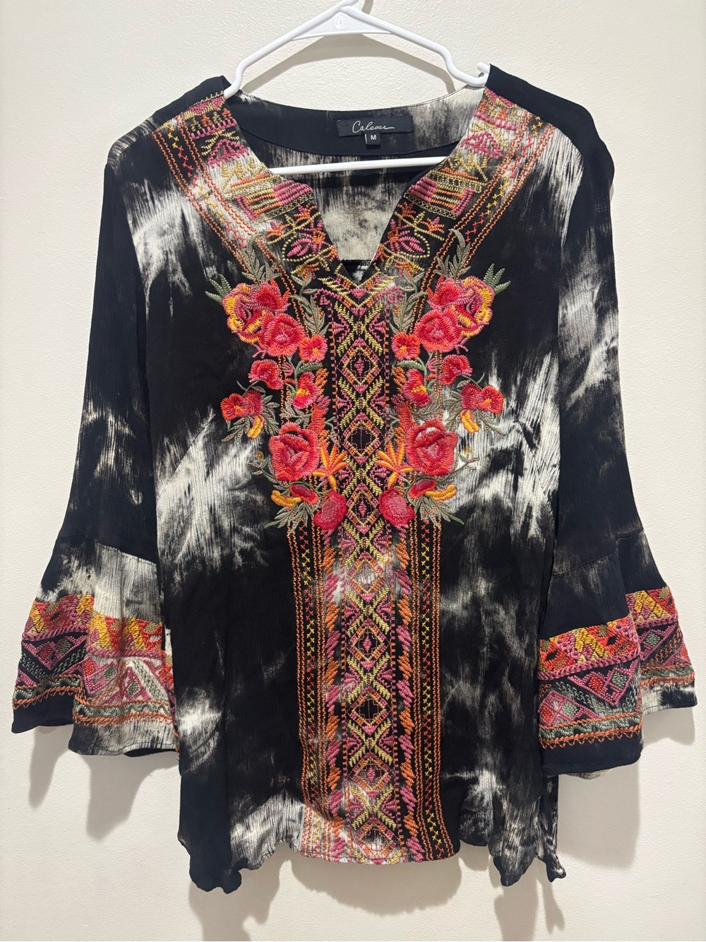 Calessa Boho Tie Dye Embroidered Bell Sleeve Tunic Top Floral Festival Peasant
